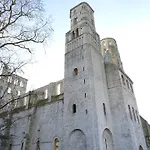 De L'abbaye